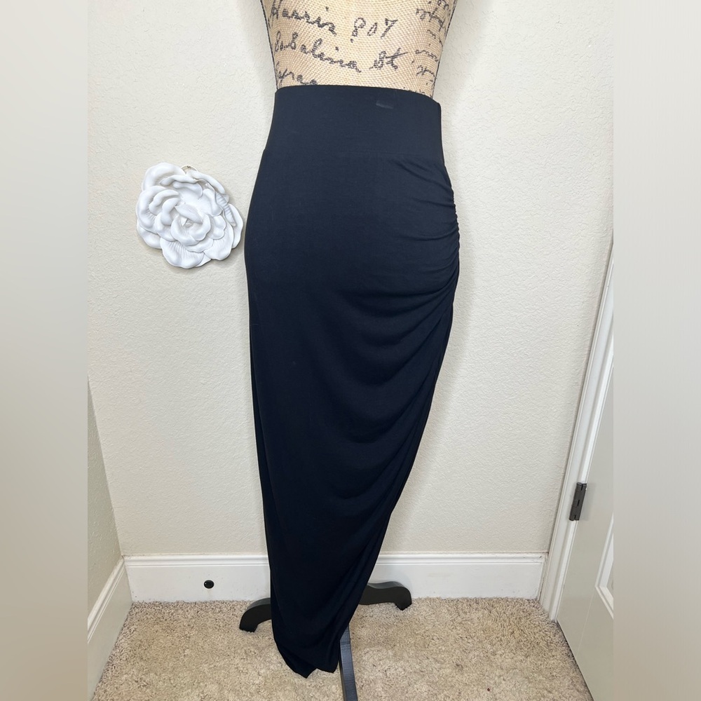 NTM: Torrid Black Ruched Asymmetrical Maxi Skirt NWT Size 0